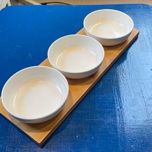 Small serving dishes